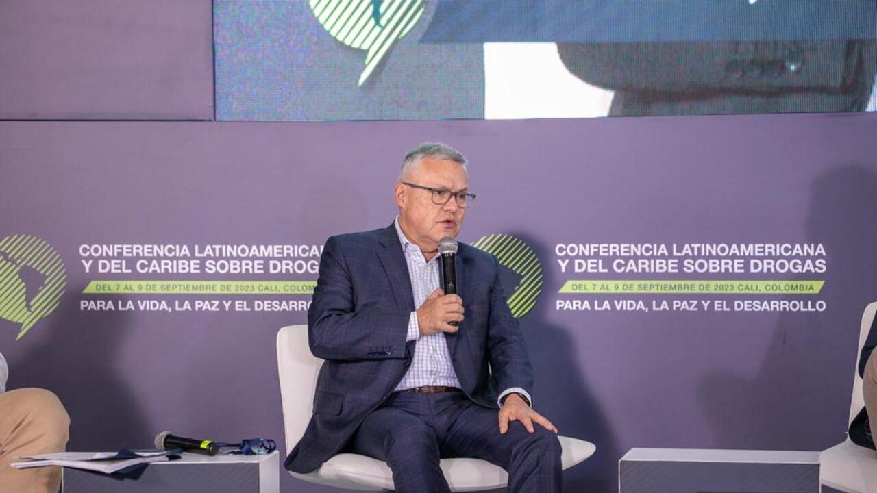 Ministro de justicia Néstor Osuna durante la Conferencia Latinoamericana y del Caribe sobre Drogas.