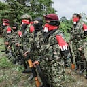 El ELN enfrenta una guerra en Chocó con el Clan del Golfo y las disidencias de las Farc. Hombres armados, a quienes llaman “paracos”, detienen las lanchas a pocos minutos de Istmina, por el río San Juan.
