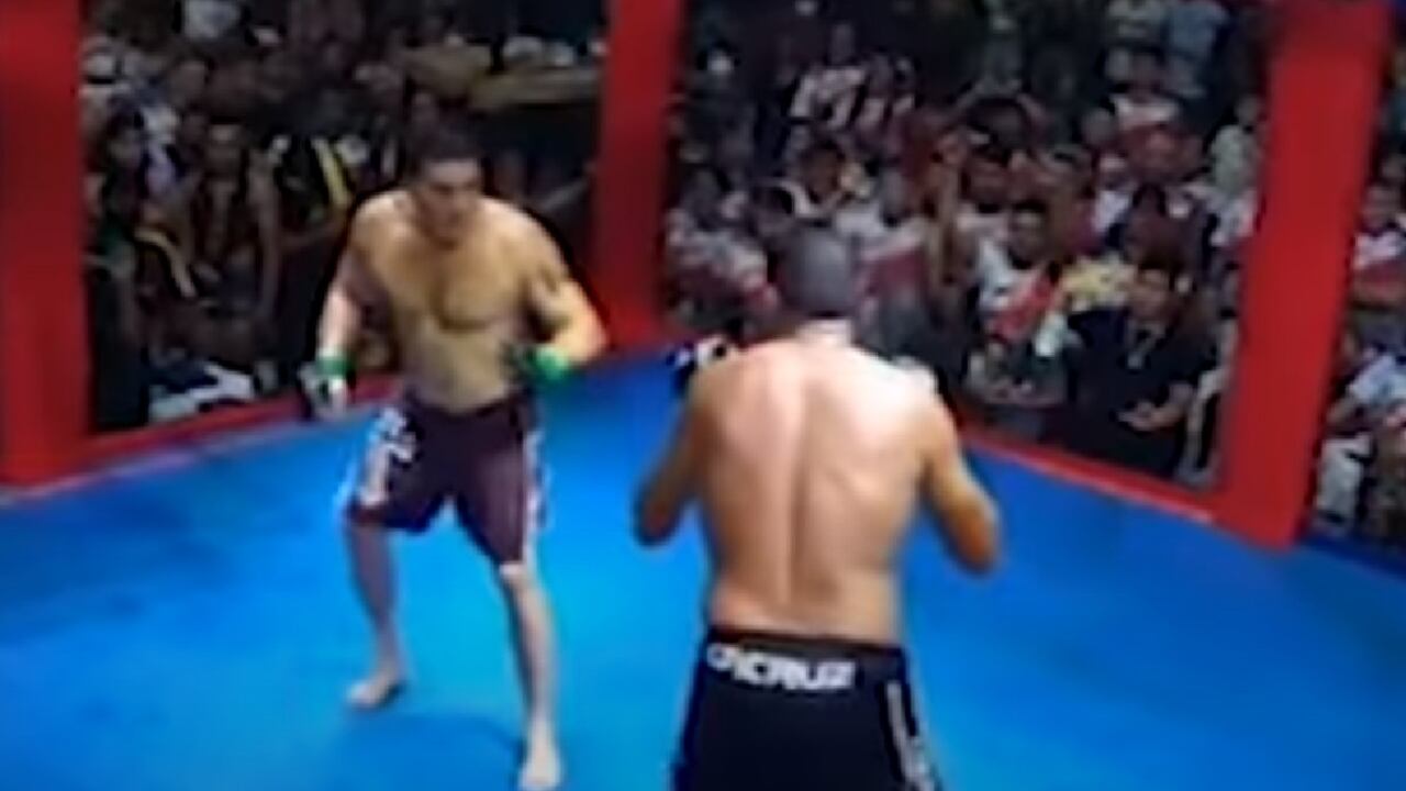 La pelea de tres asaltos se realizó en las primeras horas del domingo en el polideportivo de la localidad de Borba.