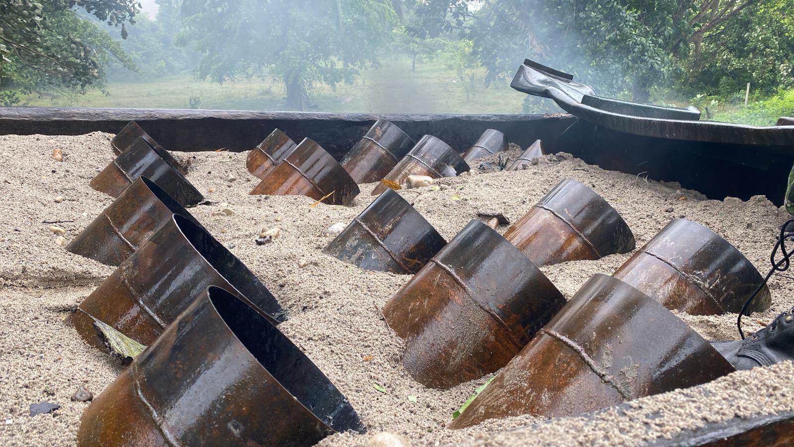 Los cilindros usados en el atentado.