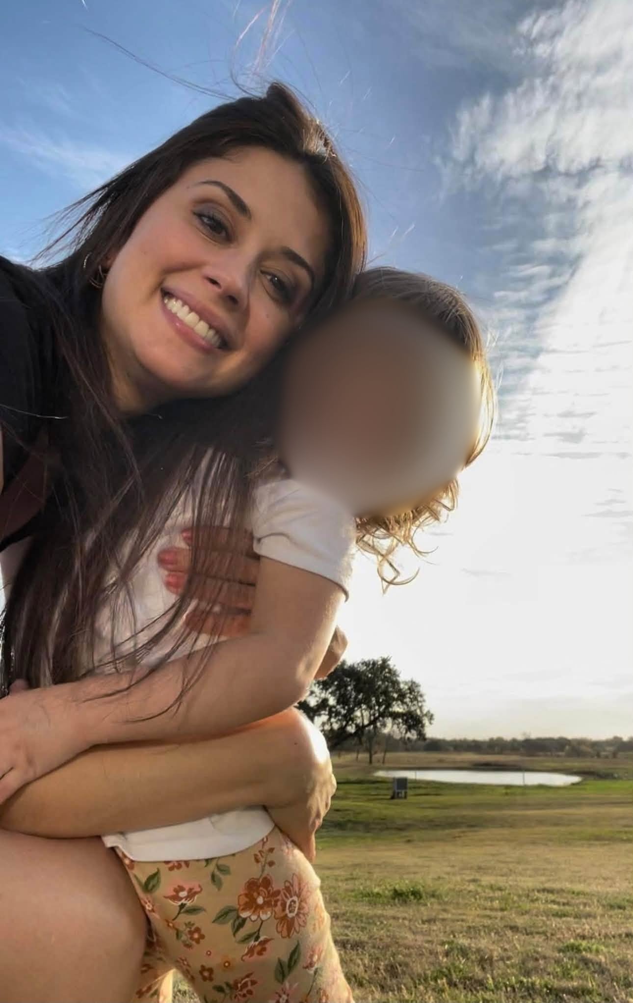 Tragedia en Houston: madre le quita la vida a su hija de 4 años tras perder la custodia legal.