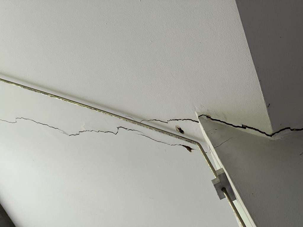 Grietas en la Universidad Nacional.