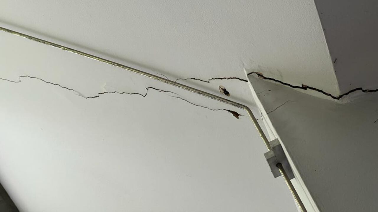 Grietas en la Universidad Nacional.