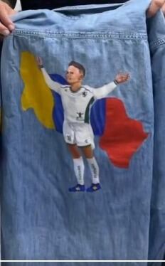 Regalo para James Rodríguez en México.