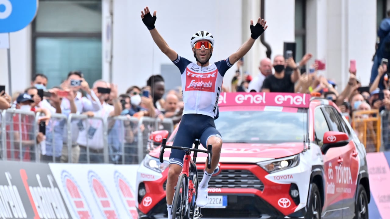 Vincenzo Nibali celebrates as he crosses the finish line to win the fourth stage of the Giro di Sicilia, tour of Sicily cycling race, from Sant'Agata di Militello to Mascali, Italy, Friday, Oct. 1, 2021. (Massimo Paolone/LaPresse via AP)