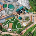 En la parte inferior central, se observa la etapa I del Plan Maestro Gimnasio La Salada, espacio recreativo y deportivo de 9.200 m2, que será entregado a la comunidad y forma parte de los procesos de cierre de relaves de la compañía.