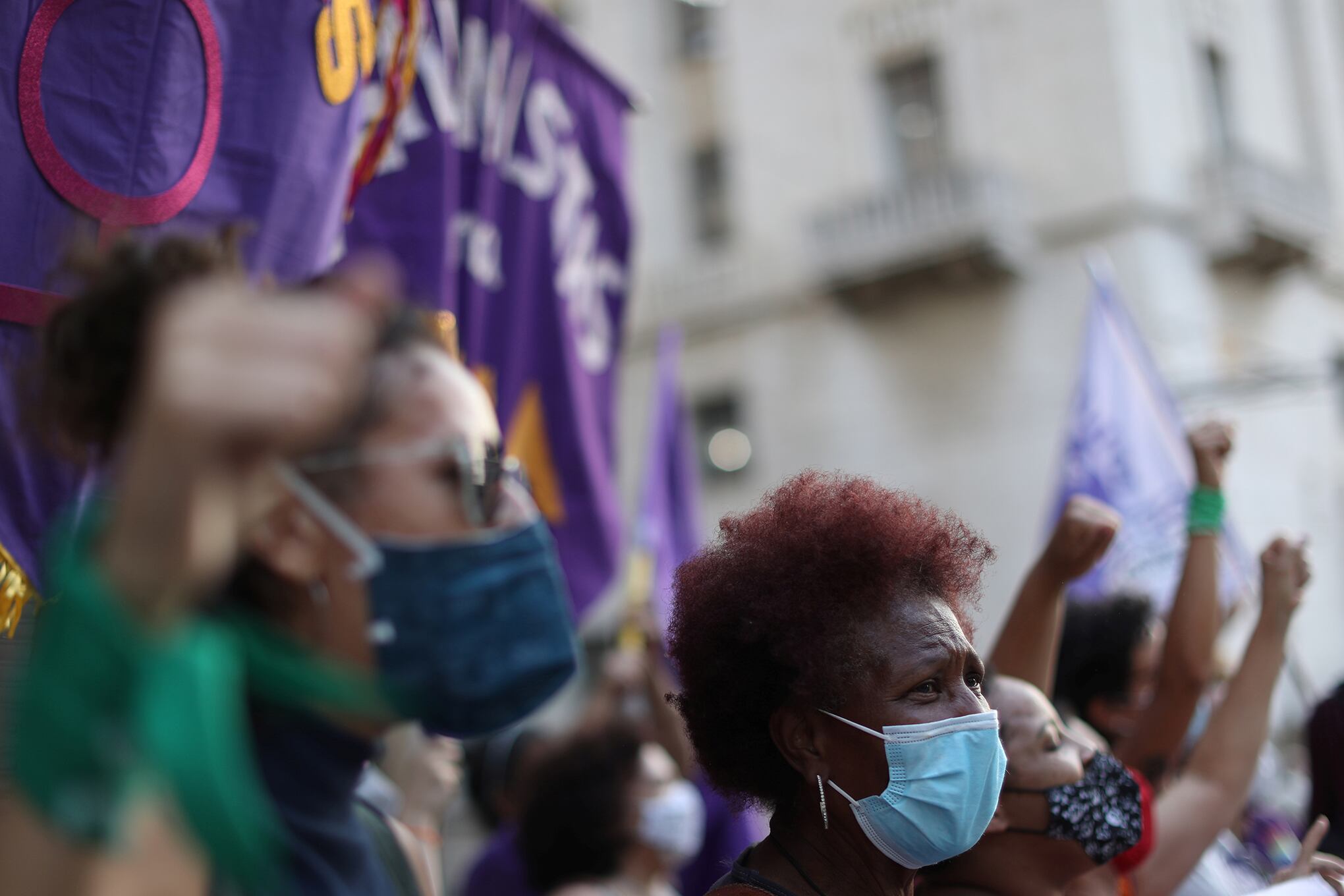 Mujeres de América Latina marchan a favor del derecho al aborto