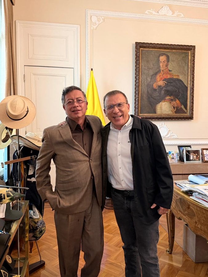 El presidente Gustavo Petro y el excandidato Roy Barreras se reunieron en la Casa de Nariño.