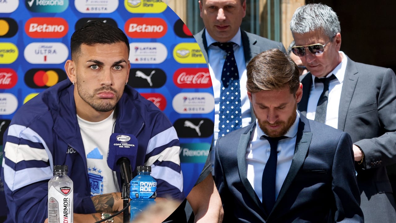 Leandro Paredes (izq.), vocero de la decisión que tomaron en la selección Argentina tras la muerte de Jorge Messi, padre de Lionel Messi (der.).