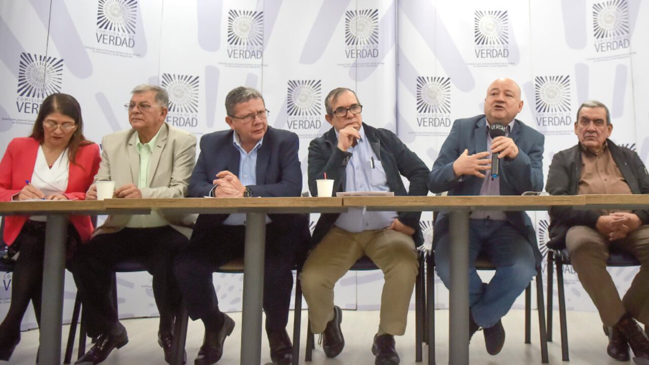 Los antiguos dirigentes de las Farc dieron un paso muy importante esta semana al reconocer que cometieron el crimen del secuestro. Tienen claro que si no cambian su discurso, podrían pasar 20 años tras las rejas.