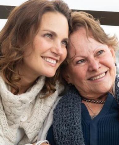 A través de Instagram, la actriz relató que su madre falleció, pero se desconocen los motivos.