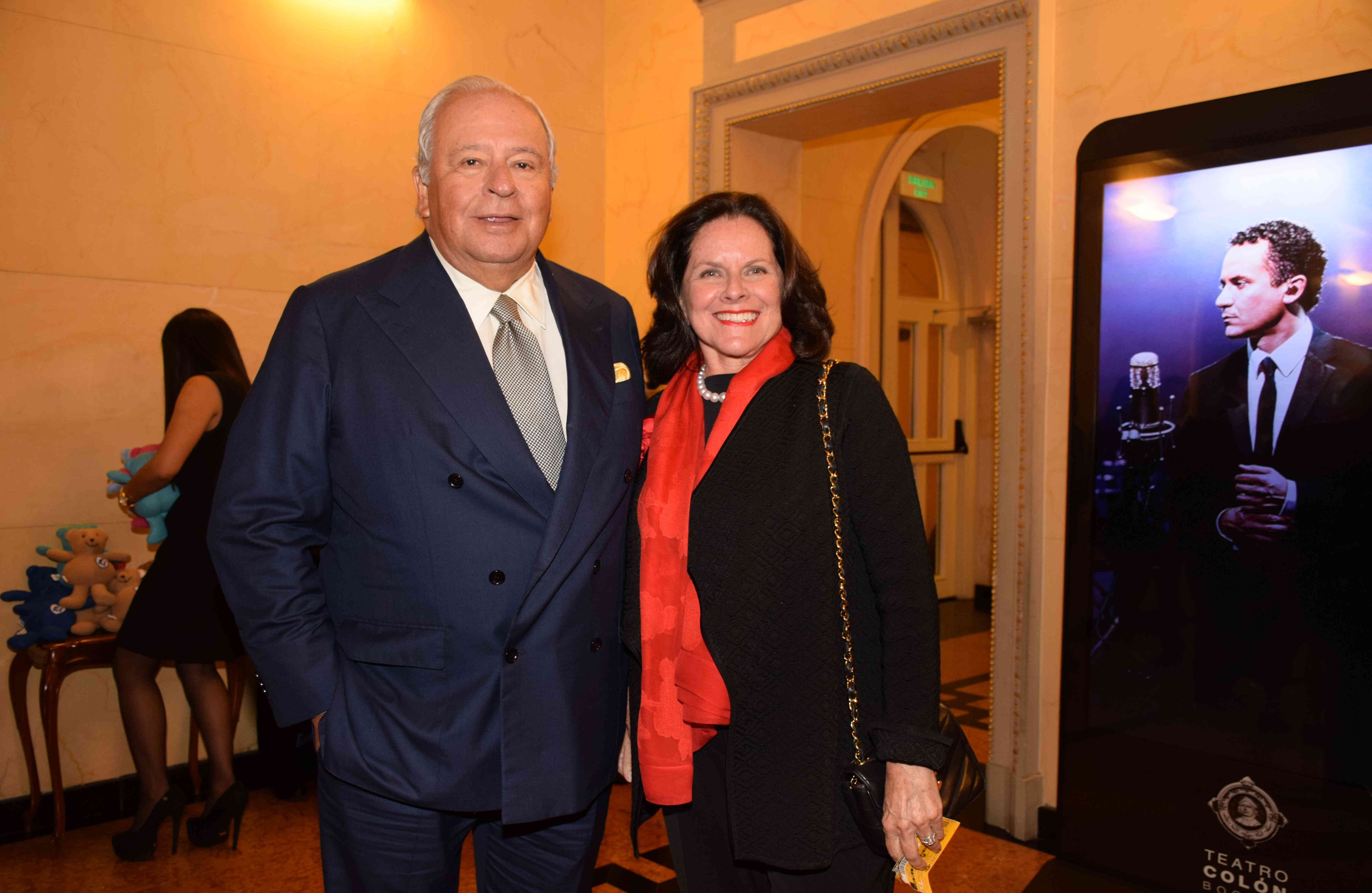 Antonio Puerto y Diana Obregón de Puerto.