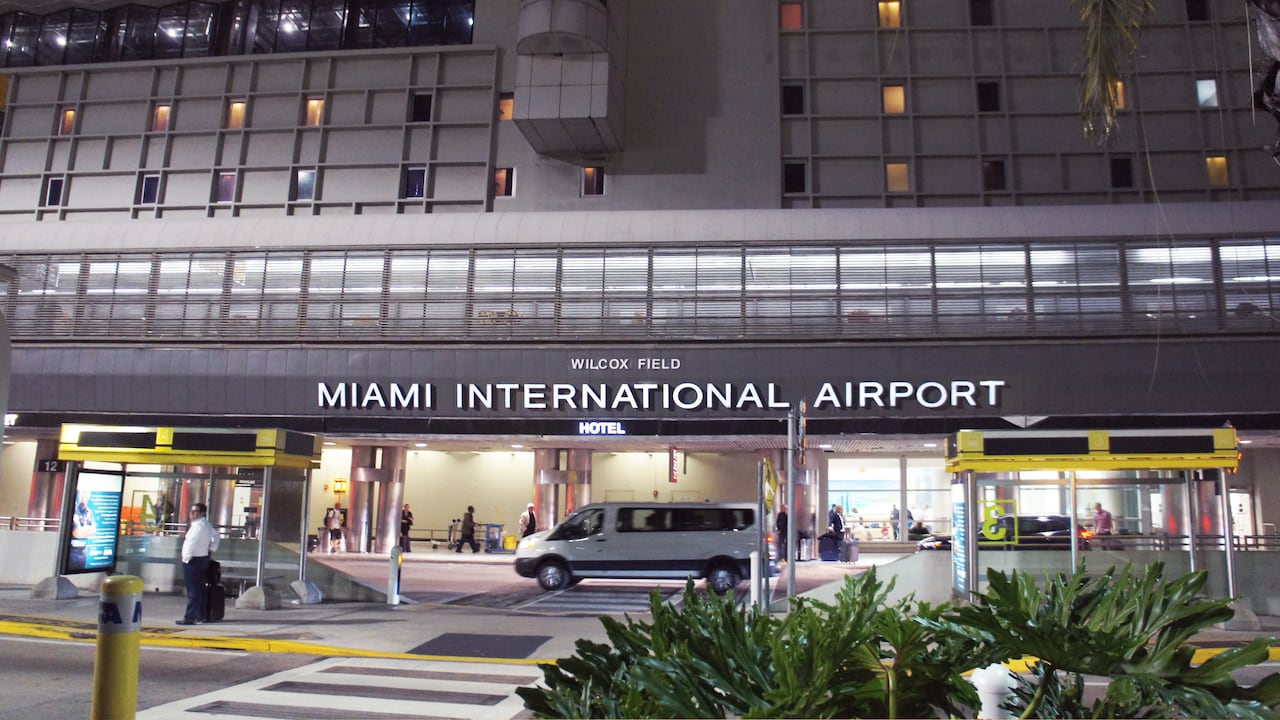 El Aeropuerto Internacional de Miami invertirá mil millones de dólares para modernizar su principal terminal