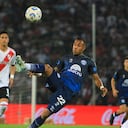Sebastián Villa enfrentando a River Plate