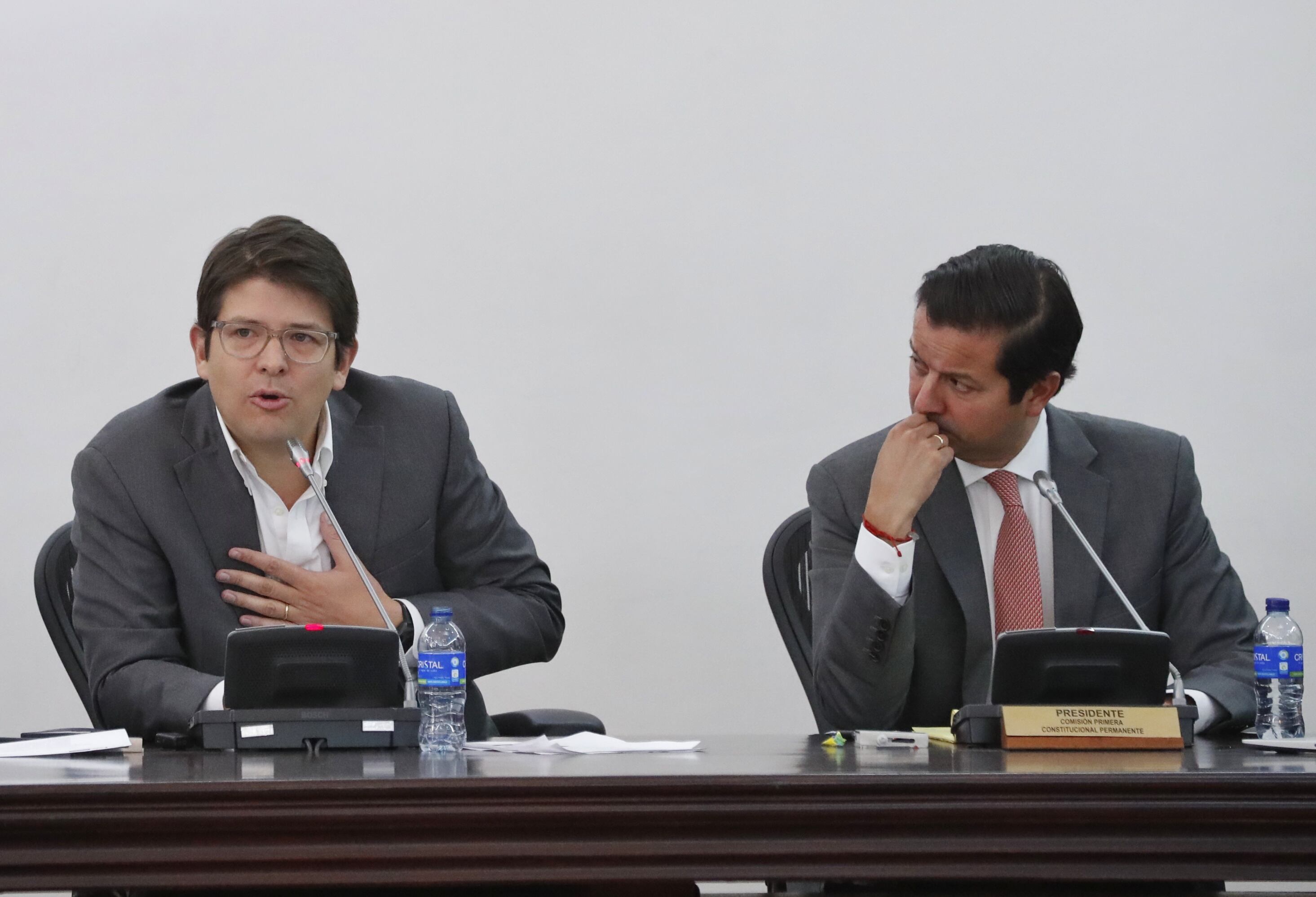 Congreso de la República 
sesión de la Comisión Accidental de Seguimiento al Metro de Bogotá para recibir y escuchar el informe del contrato para evaluar el diseño subterráneo de la Primera Línea del Metro