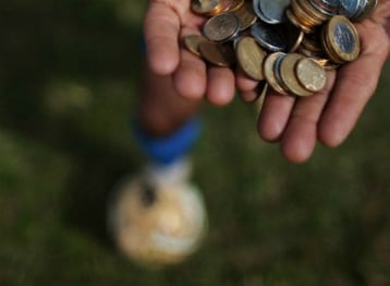 Un reciente estudio asegura que la mayoría de los hinchas de las selecciones que participan en el Mundial incrementa su gasto en bebidas y snacks cerca del 50 %.