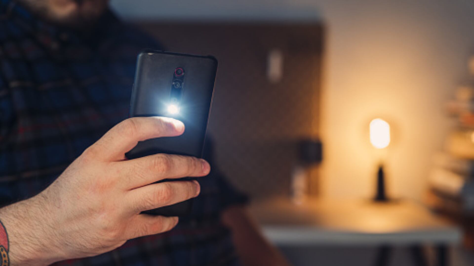 La linterna se usa solo en momento específicos.