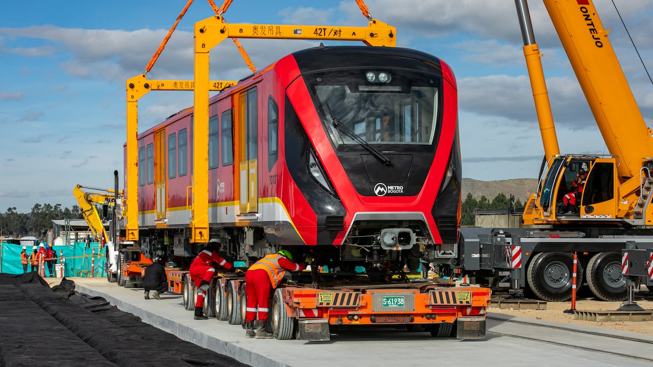 Con la llegada de los primeros vagones, se espera que la obra avance a un 70% al finalizar el año.