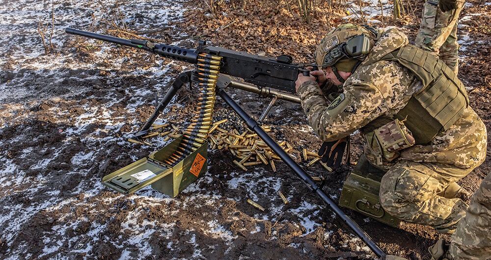  Cientos de compatriotas se han unido a la guerra para defender a Ucrania de Rusia. Algunos de ellos no poseían el entrenamiento militar adecuado para enfrentarse a este reto. 