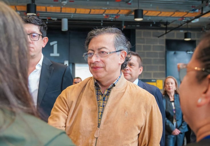 El presidente Gustavo Petro entregando el Bloque A de la Facultad de Artes de la Universidad Nacional.
