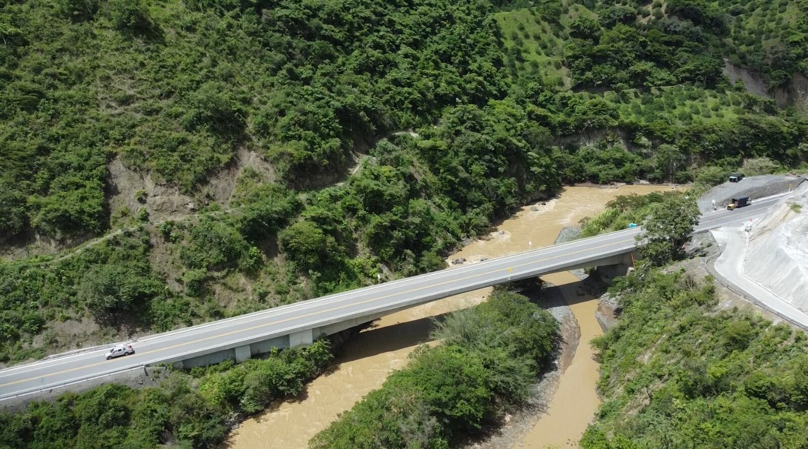 Vía del occidente antioqueño en el que se cobrará un nuevo peaje.