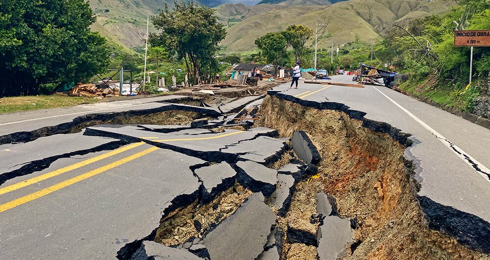 Vía a Buenaventura a la altura del kilómetro 59.