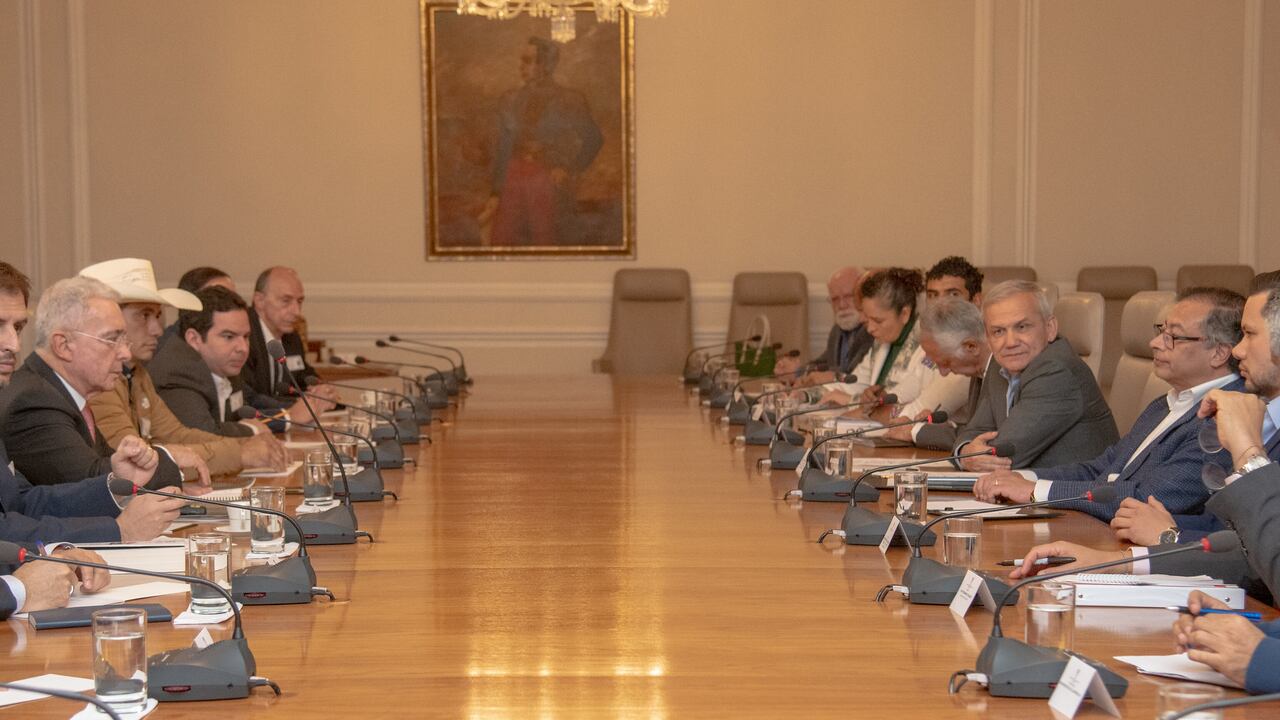 Reunión petrismo y uribismo en Casa de Nariño.