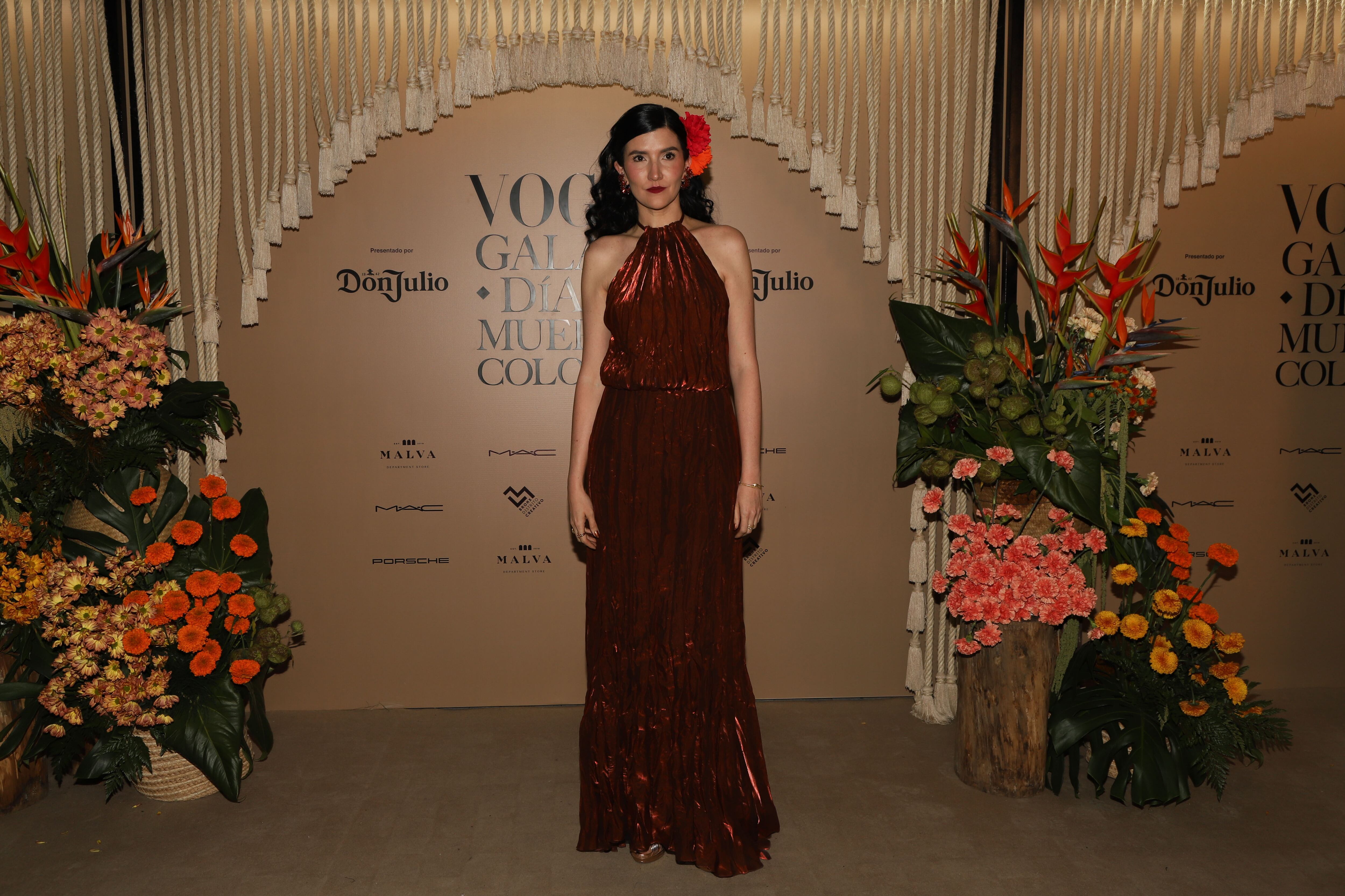 Así se vivió la Gala de Día de Muertos de Vogue en Bogotá 2025, un homenaje a la permanencia de lo efímero