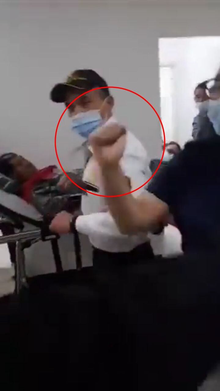 Paciente agredió a personal de salud en el Hospital Simón Bolívar.