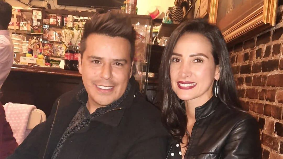 John Alexander Ortiz y su esposa