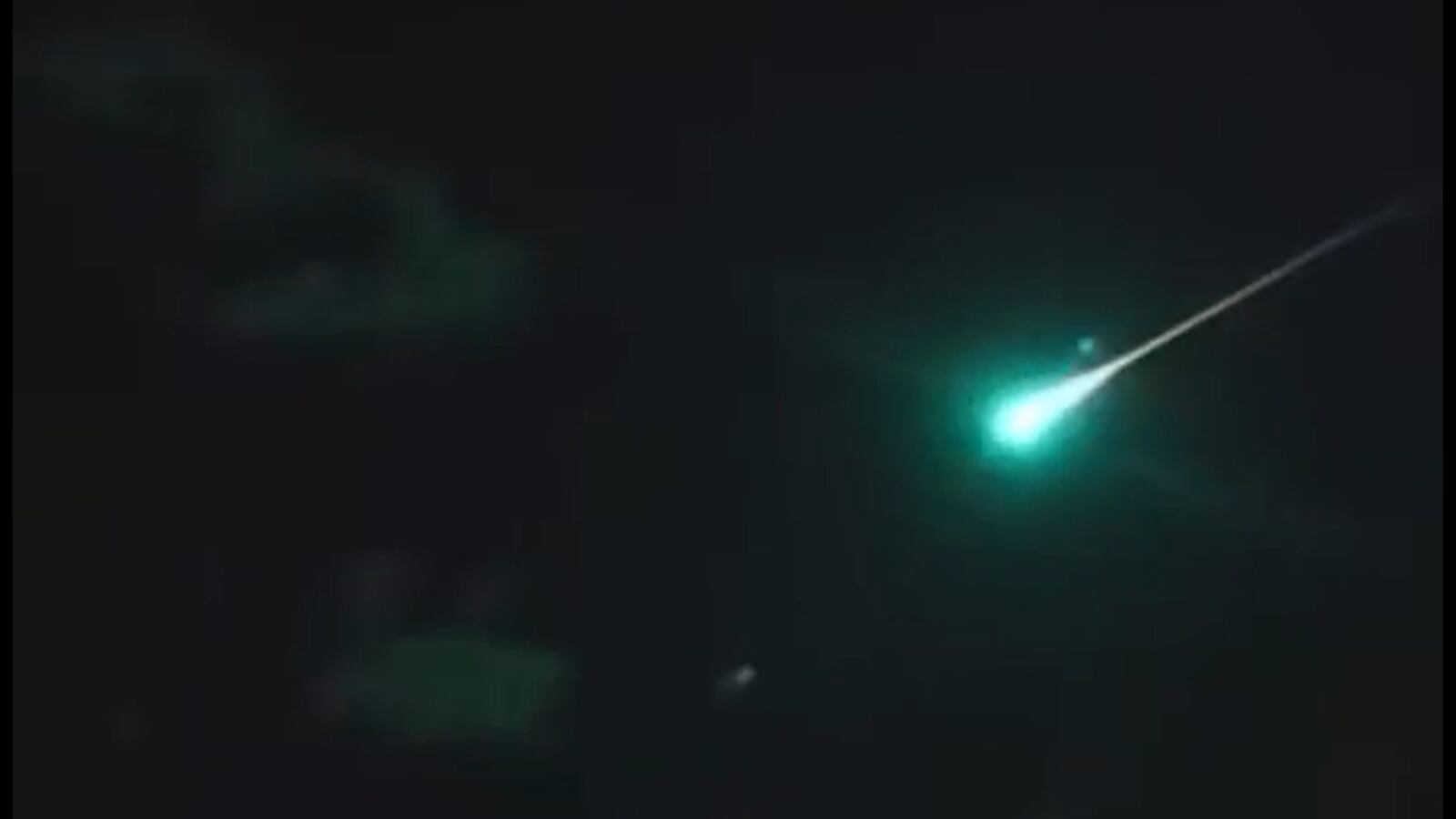 El fenómeno astronómico causó pánico y admiración entre los residentes.