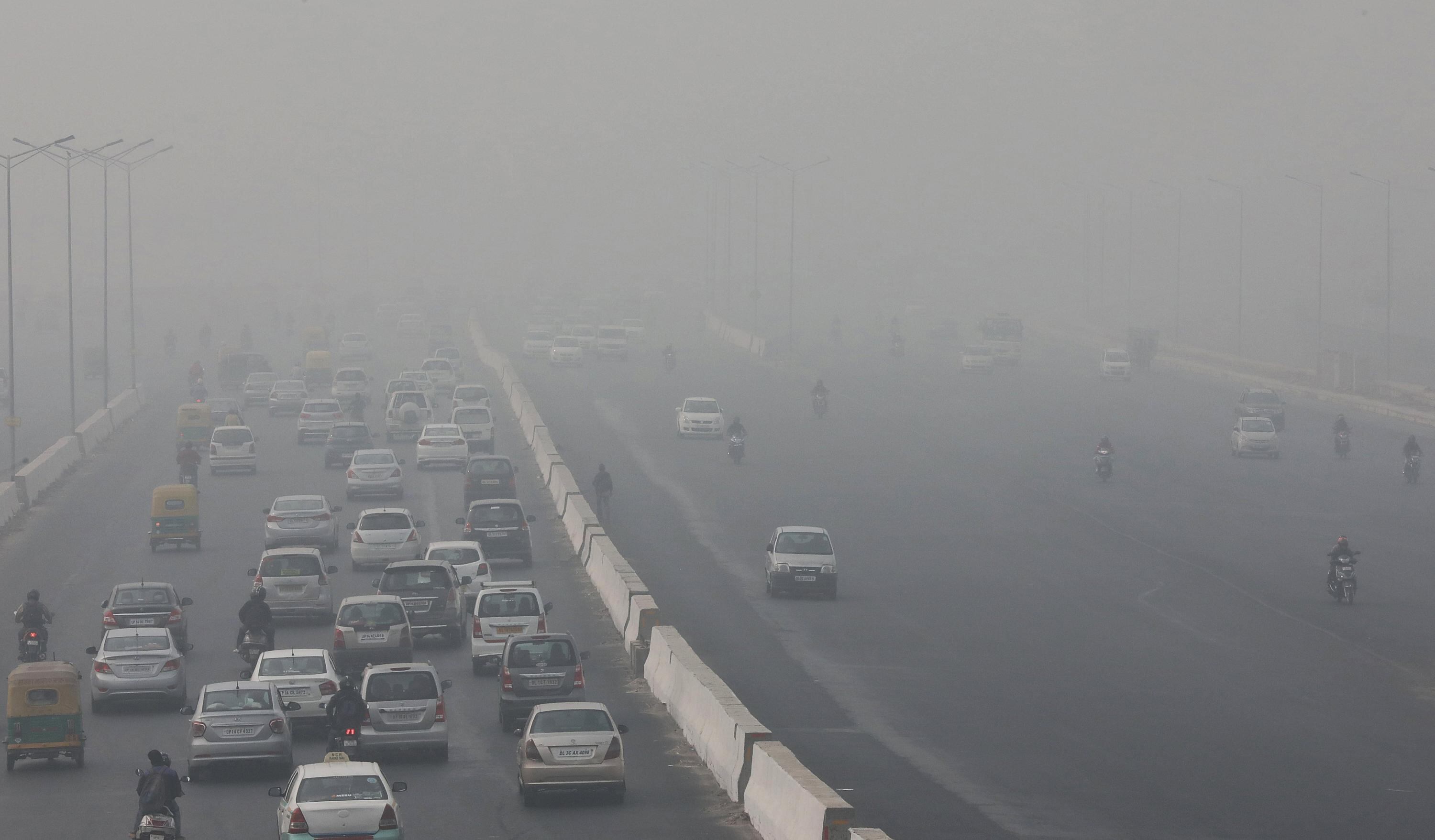 Imagen de la contaminación en Nueva Delhi, India.  Estudio de la revista Nature  prevé que los gases contaminantes de India crezcan un 2 % este 2017.