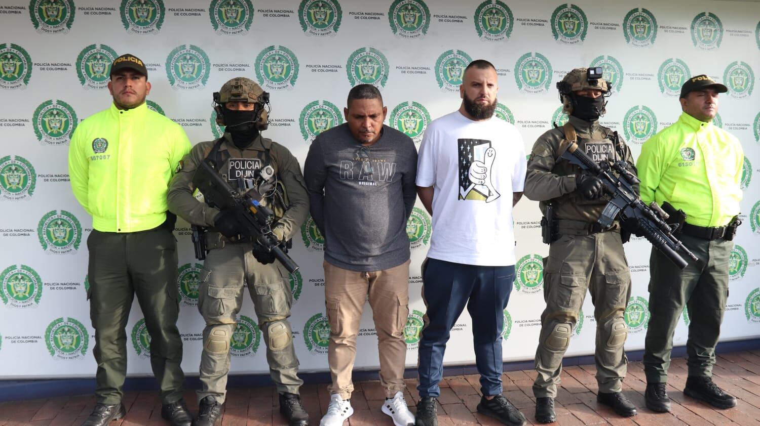 Presuntos narcos capturados.