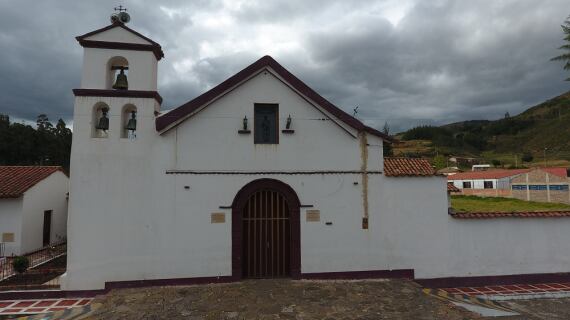 Iglesia Santa Lucía Busbanzá, Boyacá.