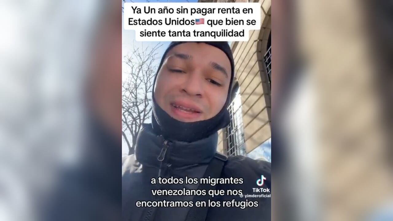 El migrante venezolano se ha hecho viral en las redes sociales.
