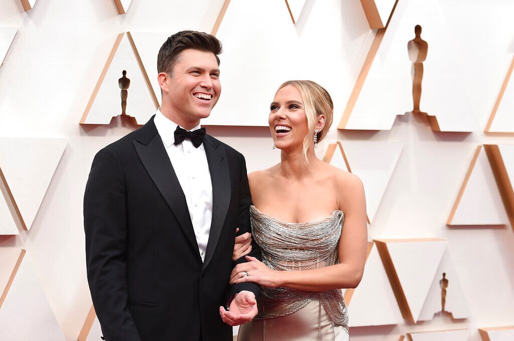 Colin Jost, Scarlett Johansson