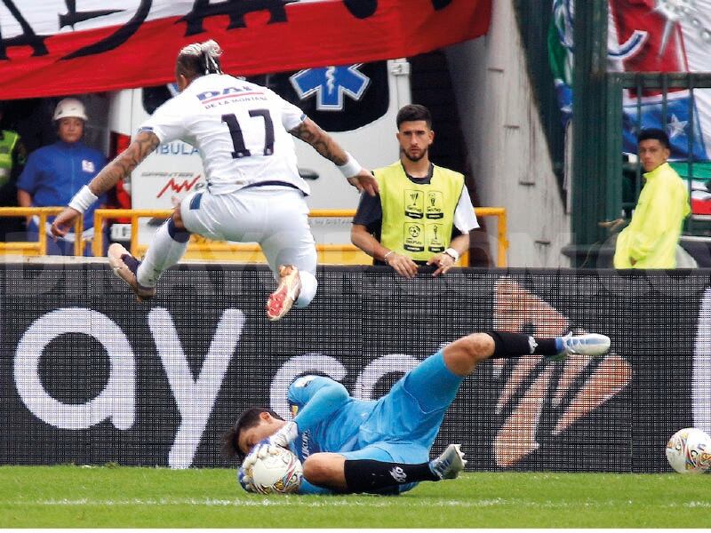 Dayro tiene contrato con el Once hasta diciembre de este año