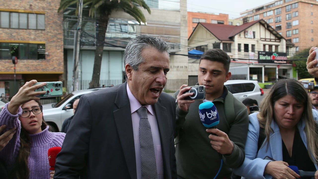 El exministro del Interior, Luis Fernando Velasco, se encuentra privado de su libertad desde el 18 de diciembre de 2025.