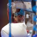 En el laboratorio con el máximo nivel de protección cuatro se pueden investigar de forma segura patógenos altamente infecciosos y potencialmente mortales, como los virus Ébola, Lassa o Nipah.