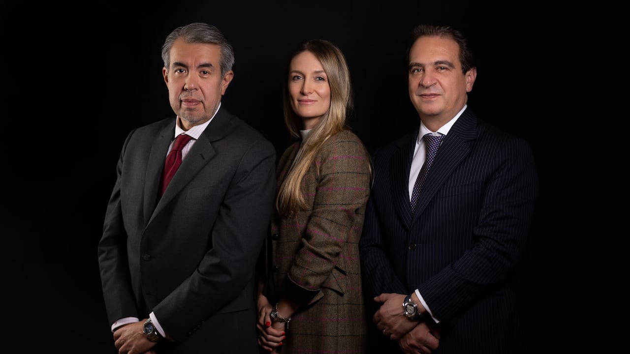 Juan David Riveros Barragán, Daniela Vergel y Álvaro Josué Yáñez.