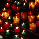 El color de vela para prenderle a San Benito de Nursia.