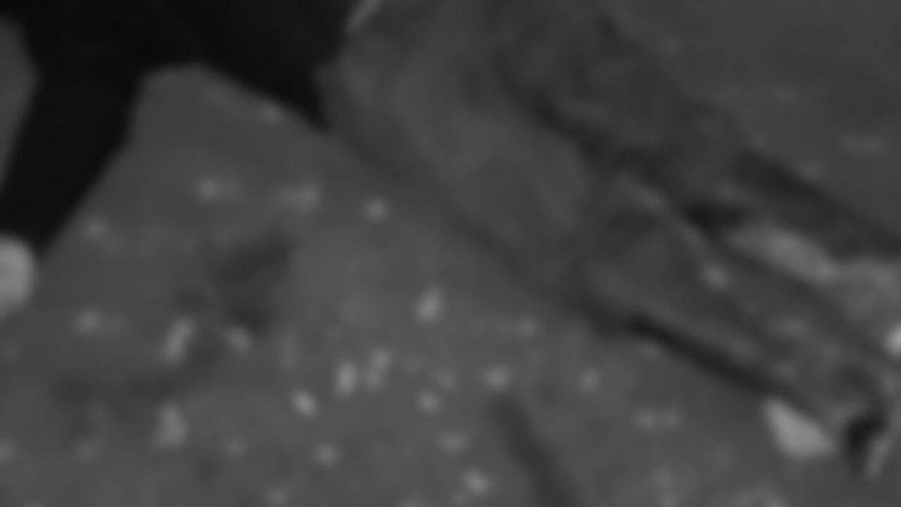 El hombre fue asesinado a las afueras de su casa.