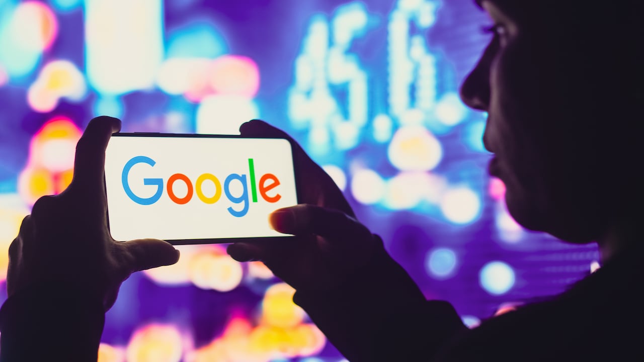 De acuerdo con Google, son más de 100 idiomas escritos los que se pueden traducir con su herramienta. (Foto por Rafael Henrique/SOPA Images/LightRocket via Getty Images)