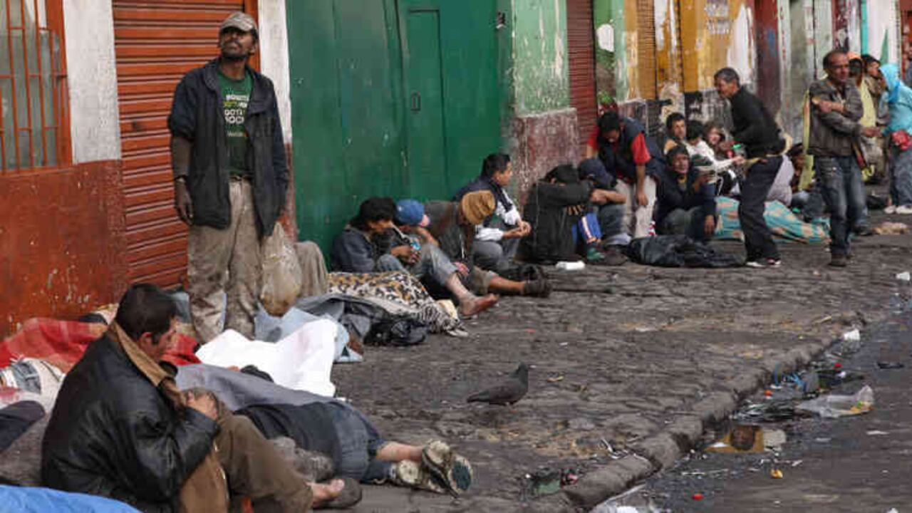 Los afectados se encuentran aislados en un lugar de paso temporal en donde son atendidas constantemente para conocer la evolución de sus casos.