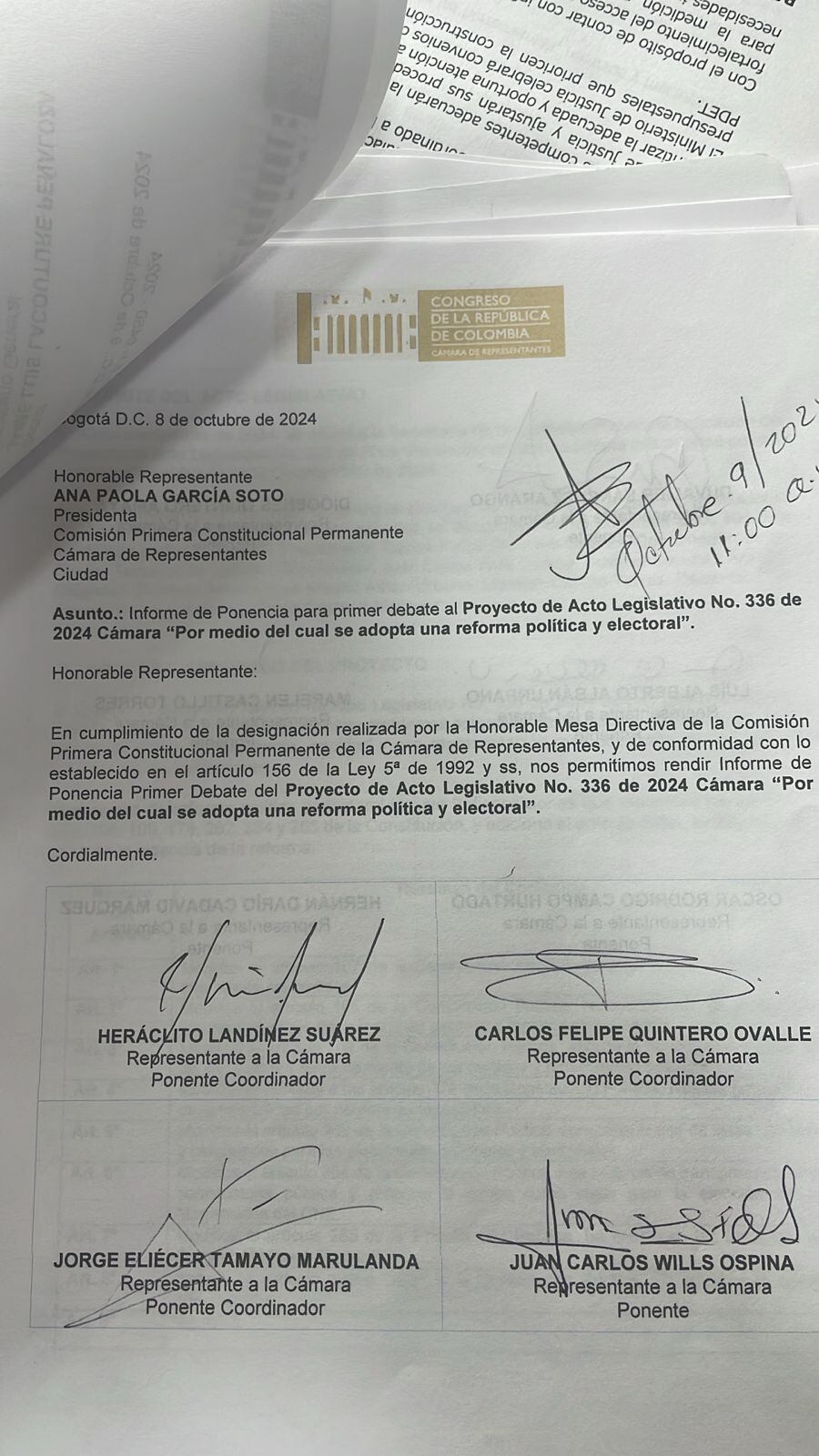 El representante Carlos Felipe Quintero radicó la ponencia de la reforma política.