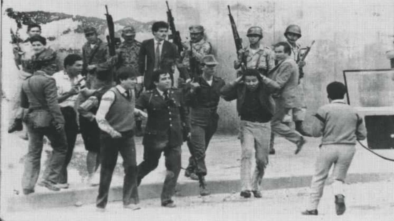 Yolanda Santo Domingo y Eduardo Matson, estudiantes del Externado, Estaban en el Palacio de Justicia durante la toma y luego fueron llevados a la Casa del Florero. Archivo Particular.