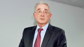 El expresidente Álvaro Uribe Vélez denunció que pretenden iniciar un nuevo proceso judicial en su contra.