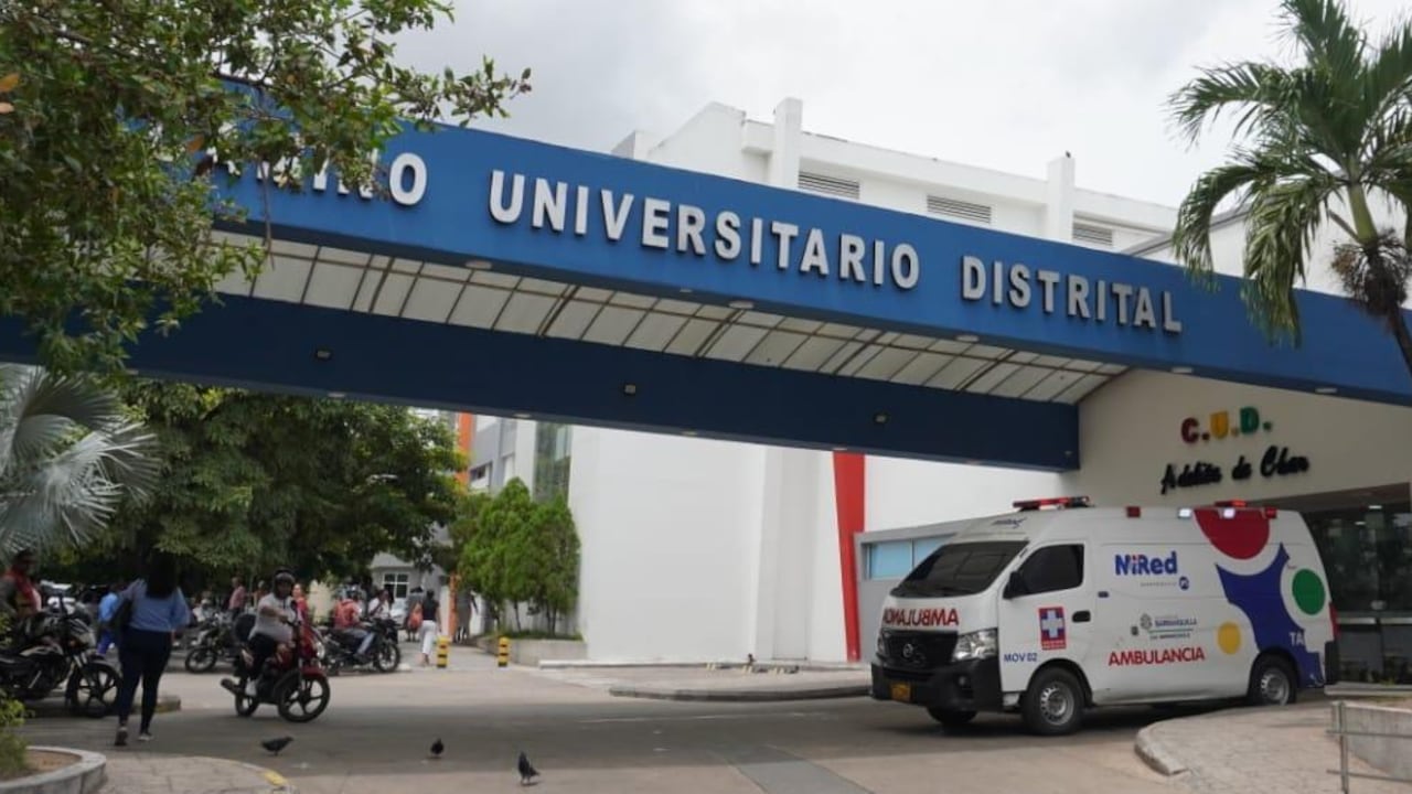 Camino Universitario Adelita de Char en Barranquilla.
