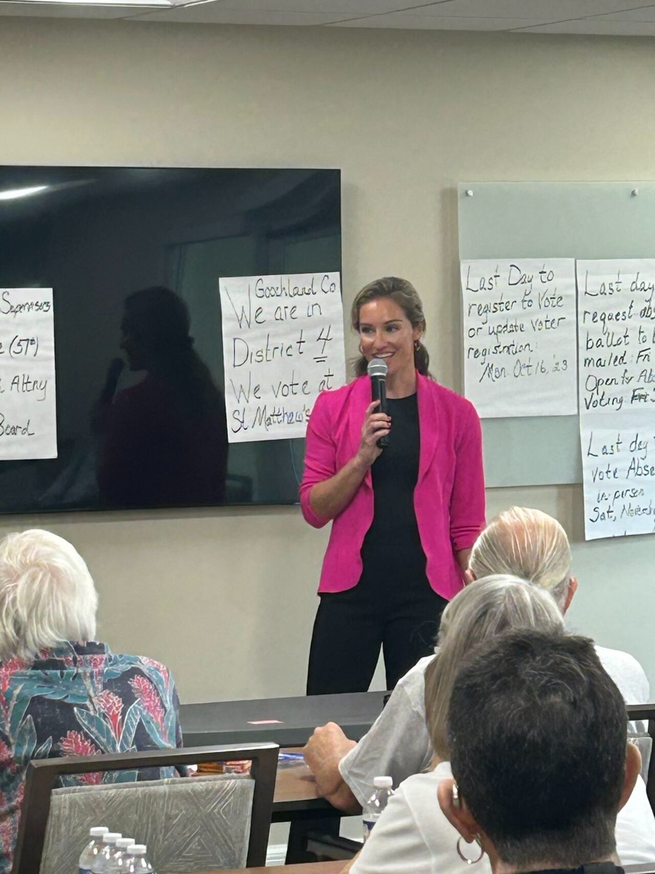 Candidata a la legislatura de Virginia realizó transmisiones en vivo de actos sexuales