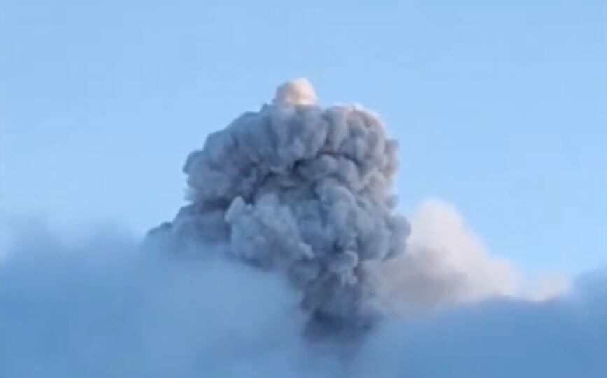 Emisión de ceniza del volcán Puracé, el pasado martes 25 de noviembre